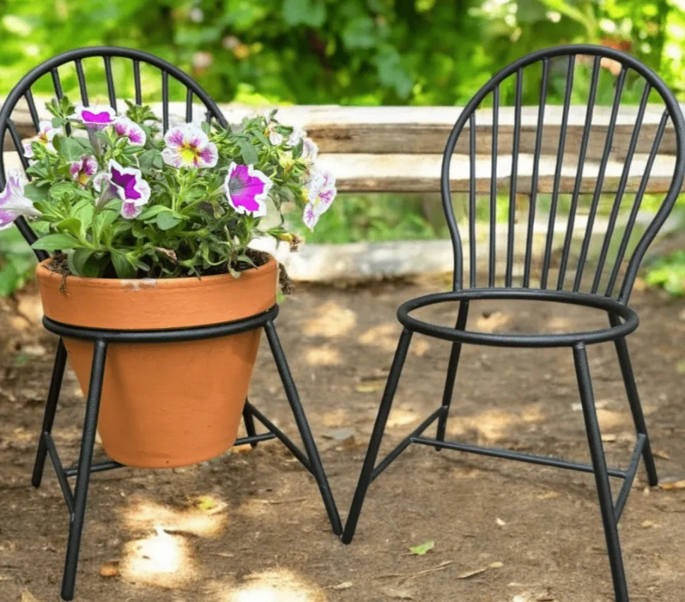 Mount Vernon Windsor Chair Planter