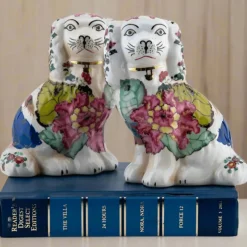 Tobacco Leaf Staffordshire Dog Bookends – Small Pair